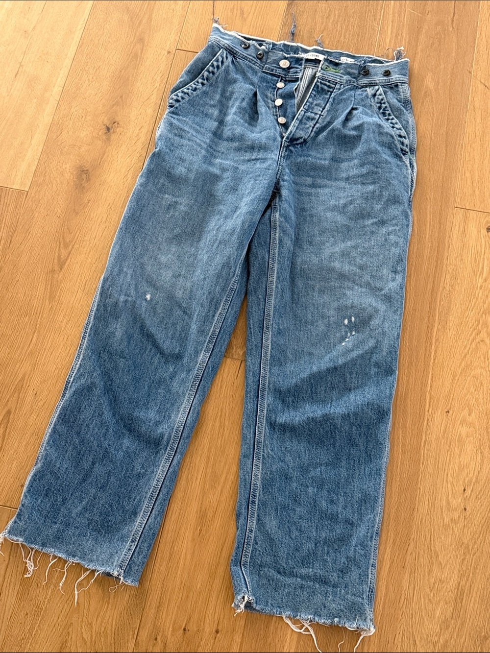 Re/done straight -Leg Denim Jeans in Washed Blue